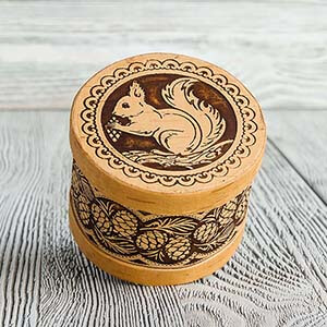 Коробочка "Белочка" круглая